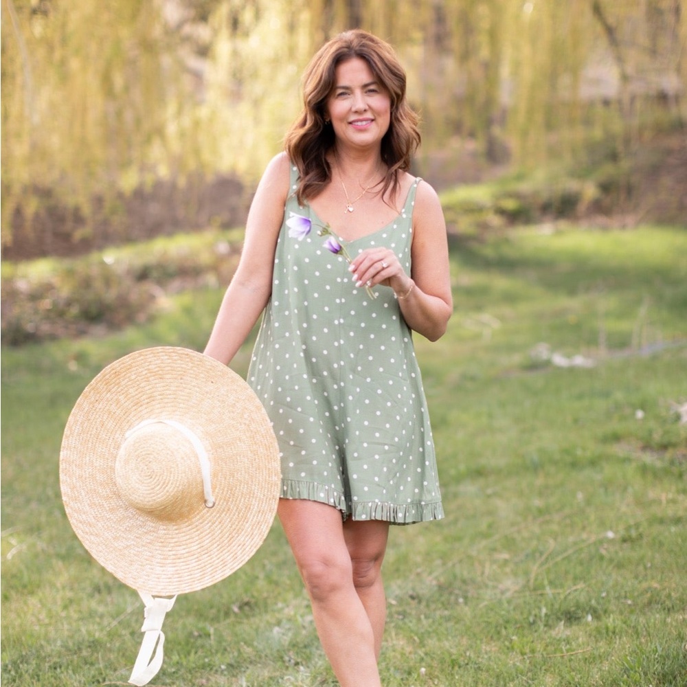 BNWT Jillian Harris X Smash & Tess Boardwalk Shorty Romper relax fit ruffle hem
